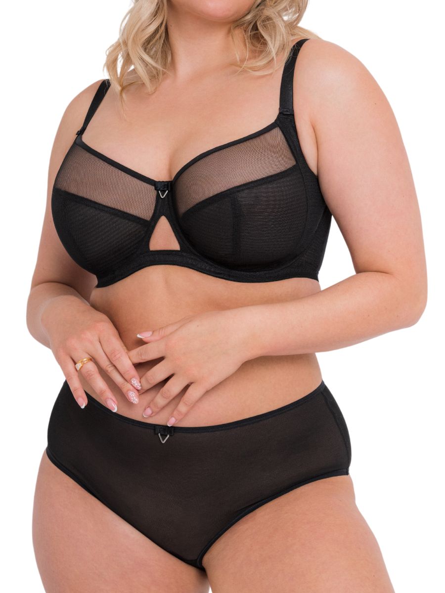 Curvy Kate Victory Set Review: Androgynous Lingerie for Larger Busts
